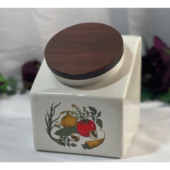 Vintage Hyalyn Pottery USA 1995 Vegetables Canister - 8" Tall - Picture 1 of 12